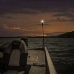 Railblaza Illuminate I360 All-Round White Nav Light -Varen Centrum Afbeelding 10013768 4