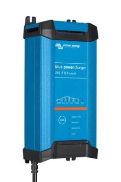 Victron Blue Power IP22 (Type: 12V/30A - 3 Uitgangen)